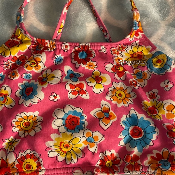 Speedo Flower Print 🌺 Swimsuit - Picture 3 of 9